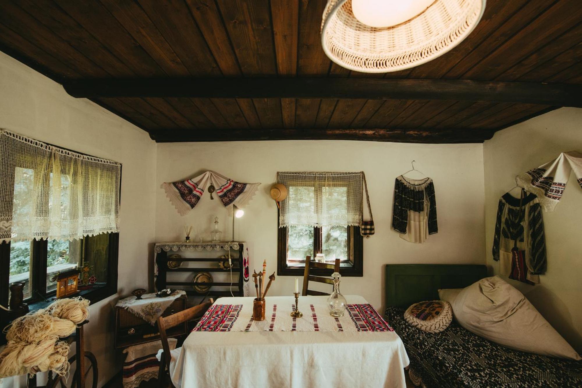 Bucovina Lodge Pension Vama  Exteriör bild