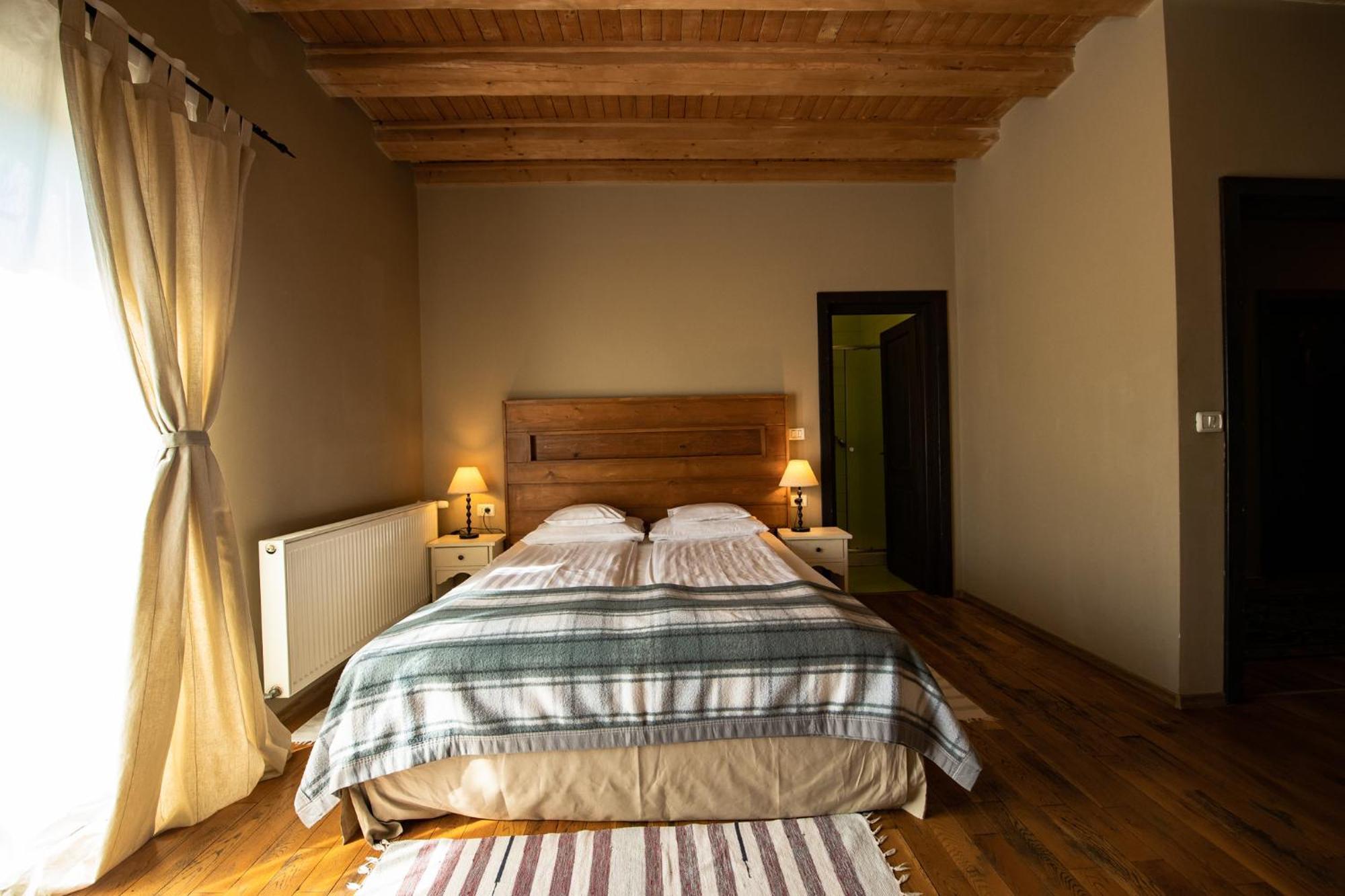 Bucovina Lodge Pension Vama  Exteriör bild