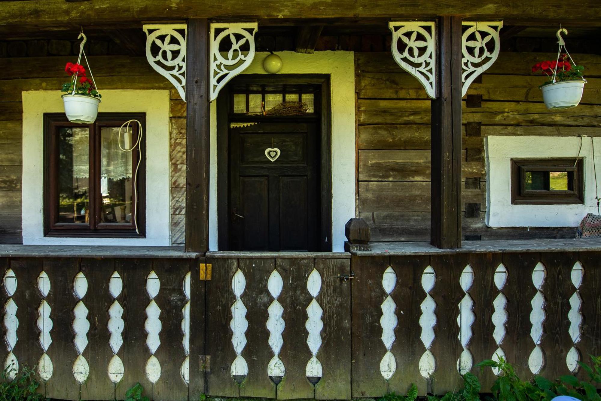 Bucovina Lodge Pension Vama  Exteriör bild