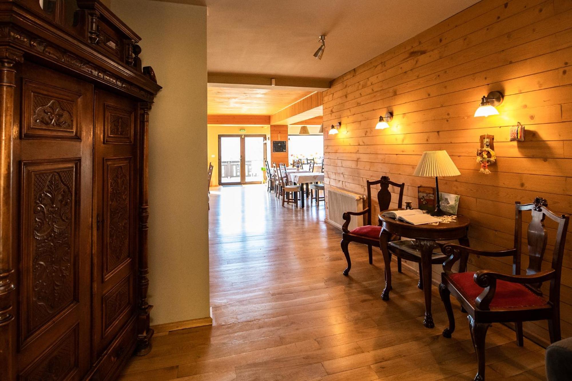 Bucovina Lodge Pension Vama  Exteriör bild