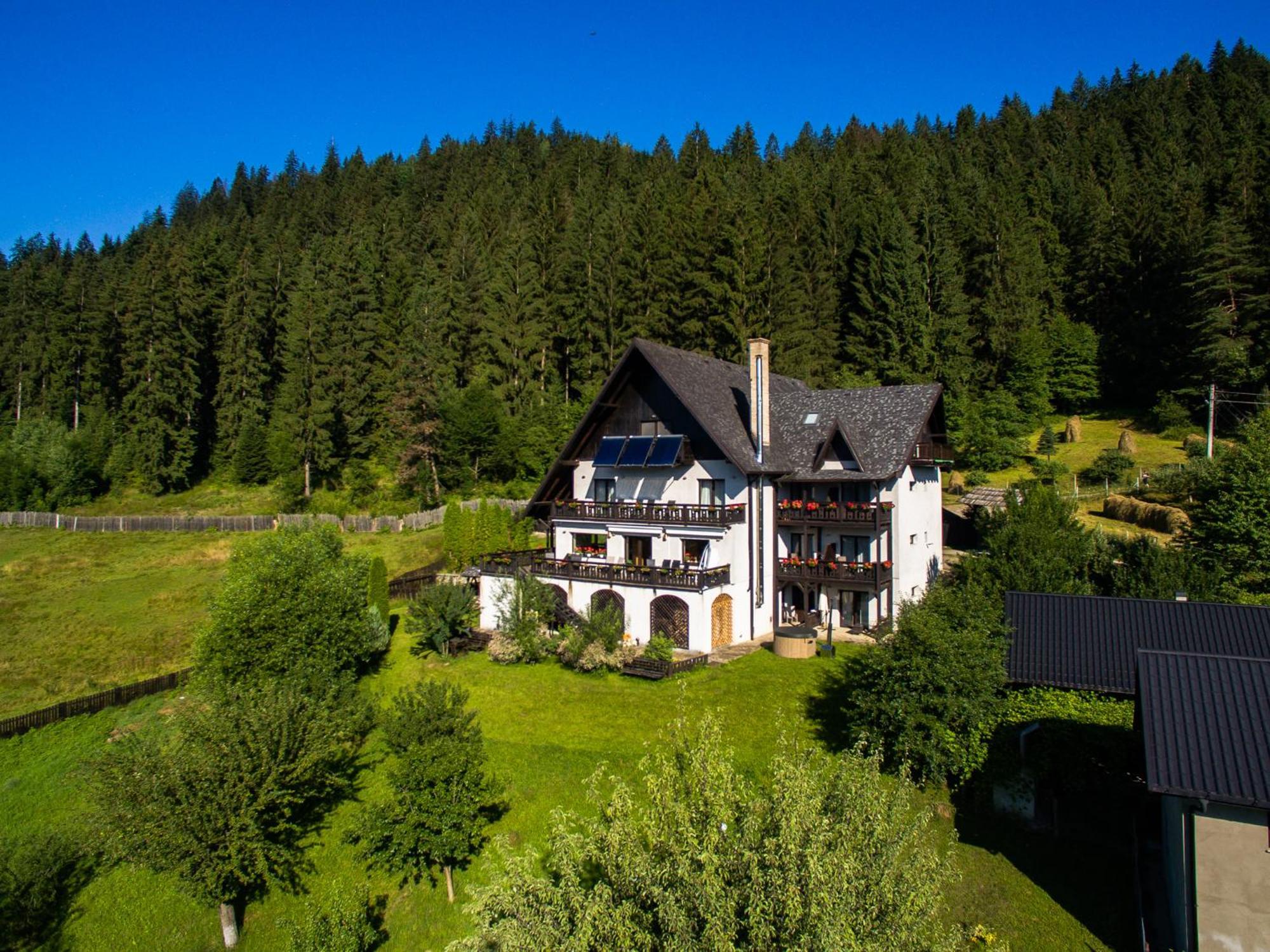 Bucovina Lodge Pension Vama  Exteriör bild
