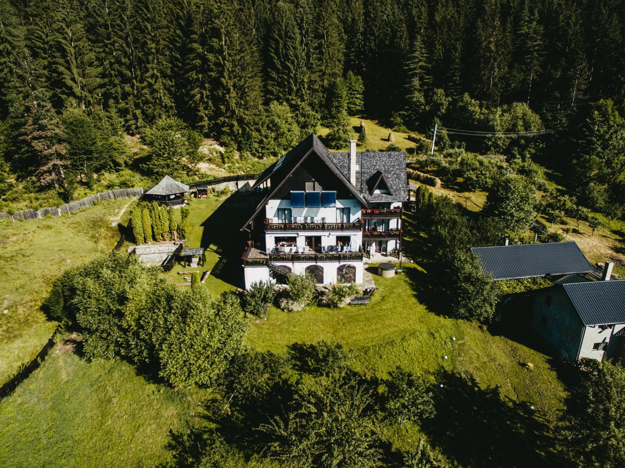 Bucovina Lodge Pension Vama  Exteriör bild