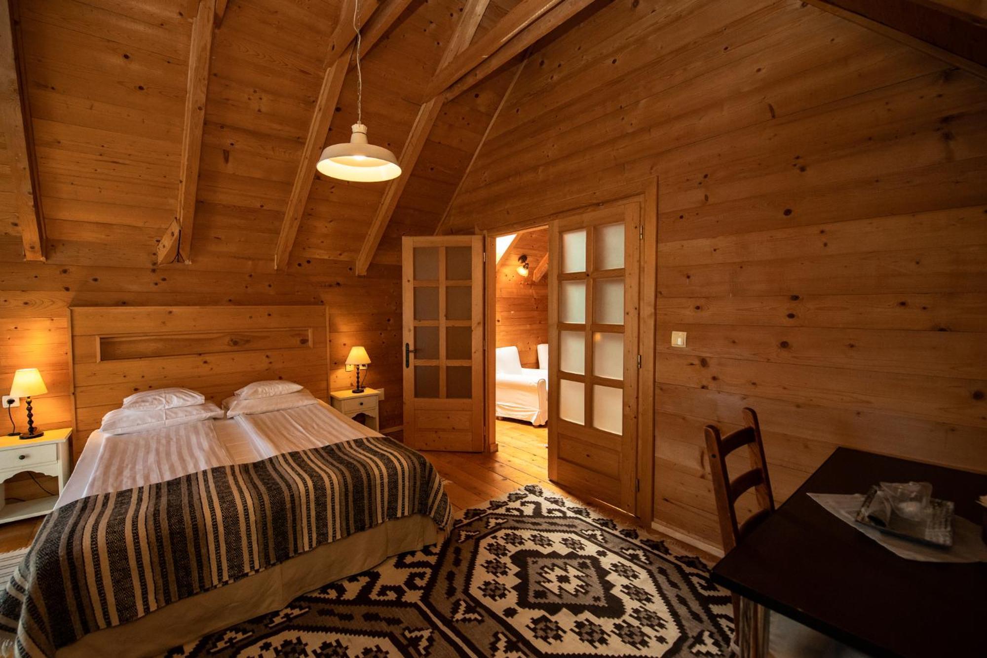 Bucovina Lodge Pension Vama  Exteriör bild