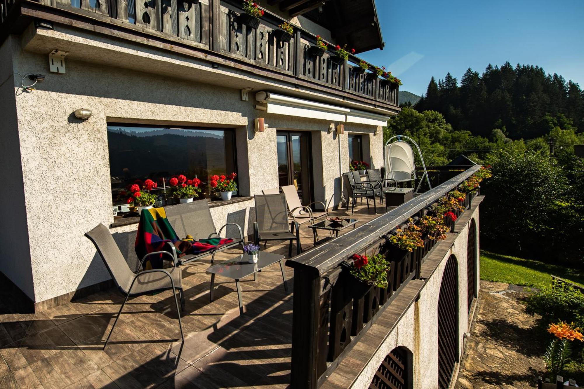 Bucovina Lodge Pension Vama  Exteriör bild