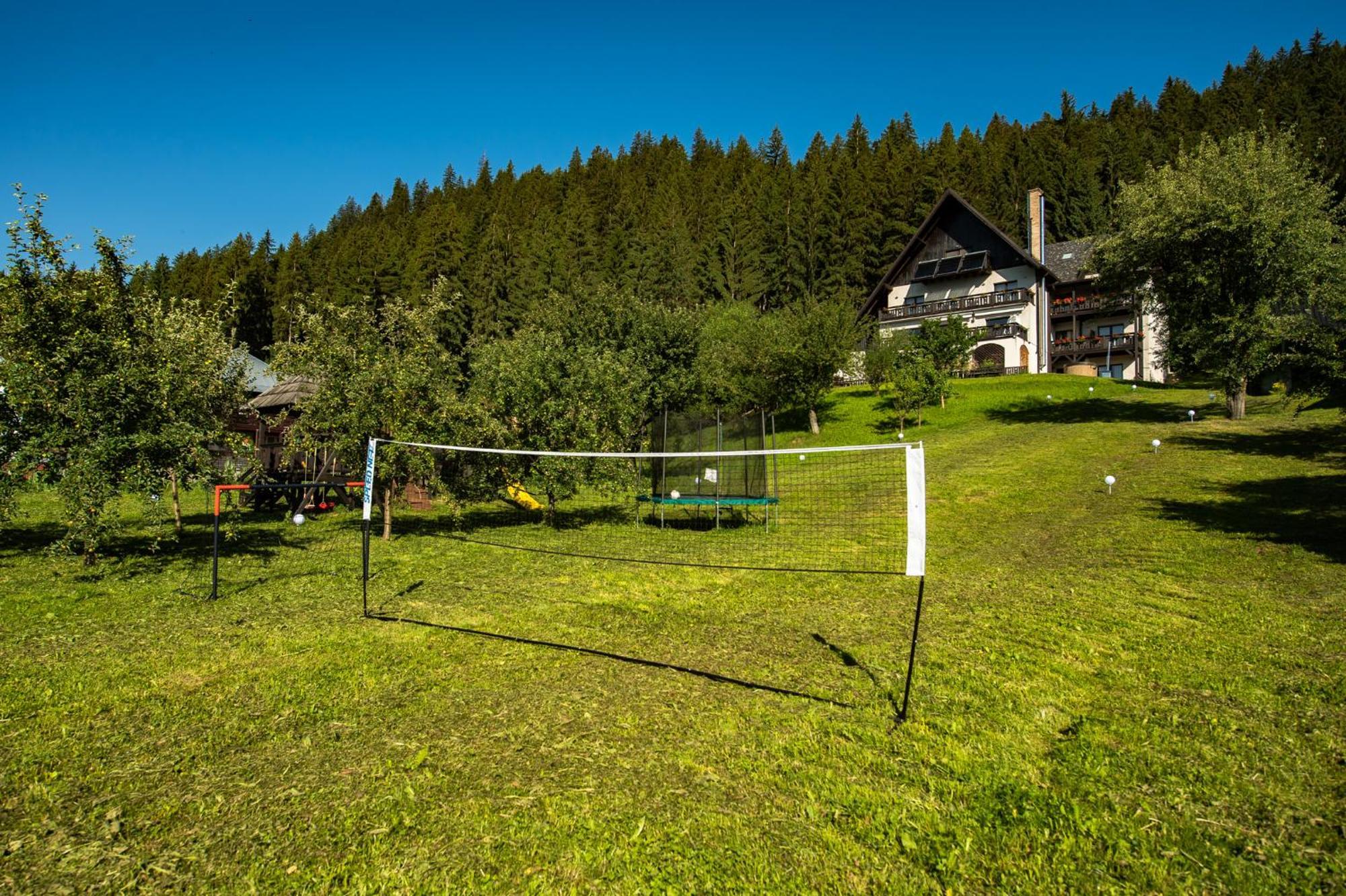 Bucovina Lodge Pension Vama  Exteriör bild
