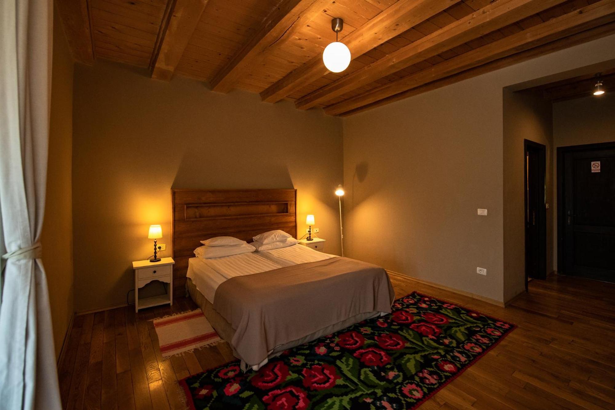 Bucovina Lodge Pension Vama  Exteriör bild