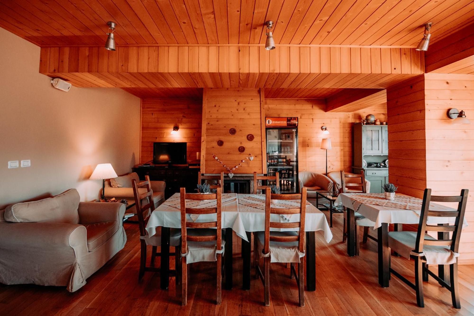 Bucovina Lodge Pension Vama  Exteriör bild