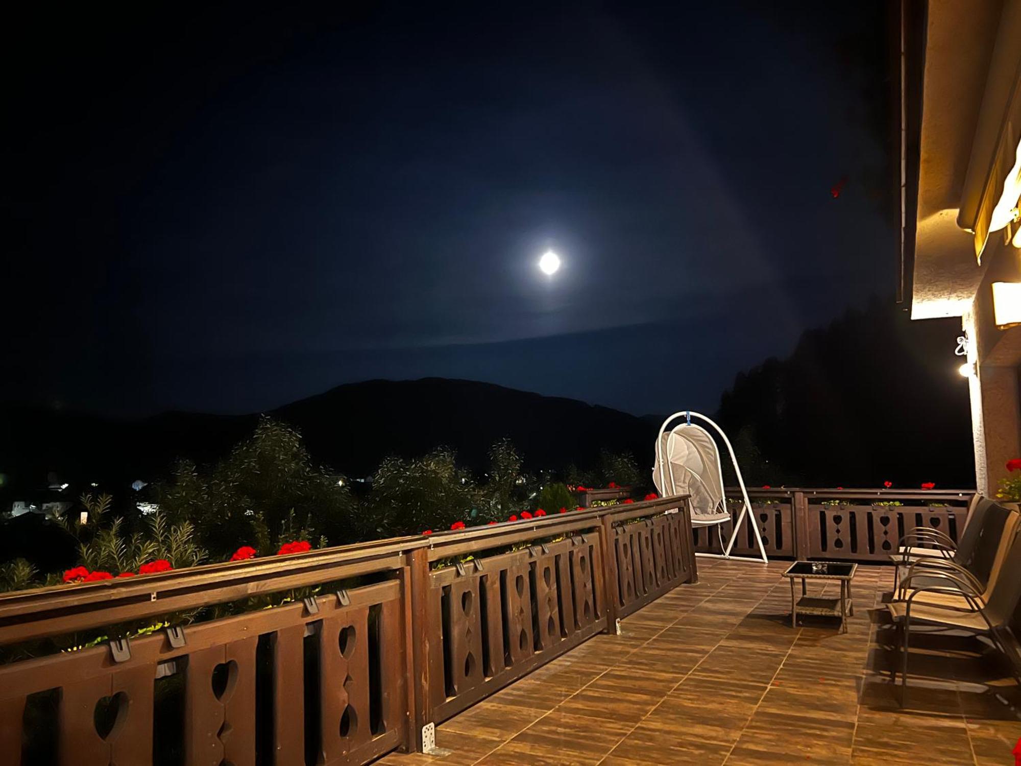Bucovina Lodge Pension Vama  Exteriör bild